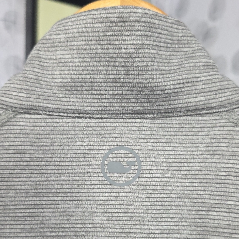 Vineyard Vines Gray Performance MGA Pullover - Picture 8 of 13